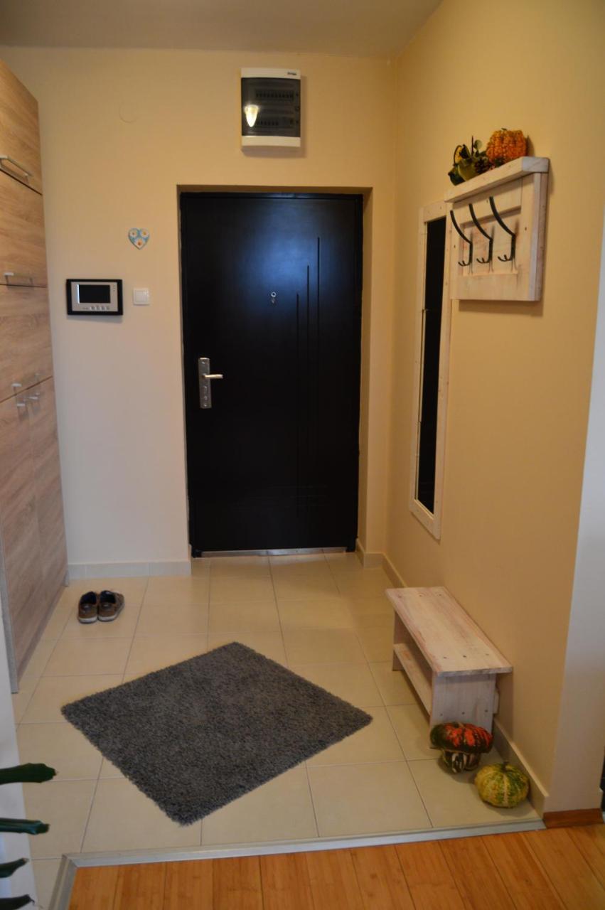 Apartman Mile Apartment ซูโบติกา ภายนอก รูปภาพ