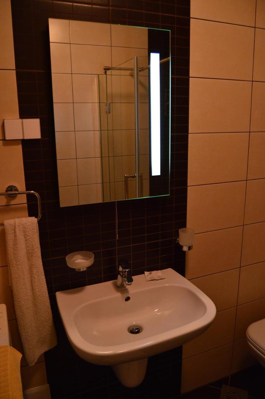 Apartman Mile Apartment ซูโบติกา ภายนอก รูปภาพ